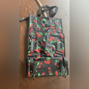 Travel Rolling Shopping Tote Bag with Wheels,foldable, black color new
